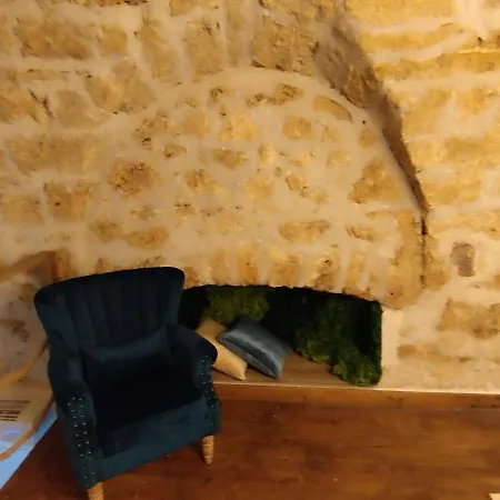 Apartment Ecce Homo Carini