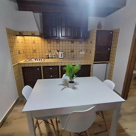 Ecce Homo Apartment