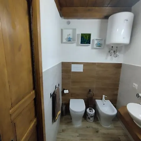 Ecce Homo Apartment Carini