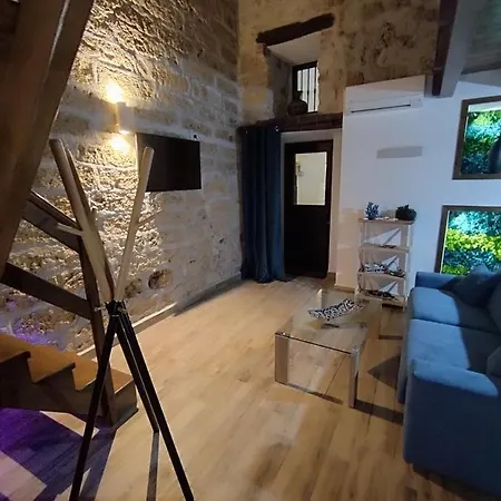 Ecce Homo Apartment